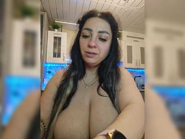 vipbrunetka's BongaCams show and profile