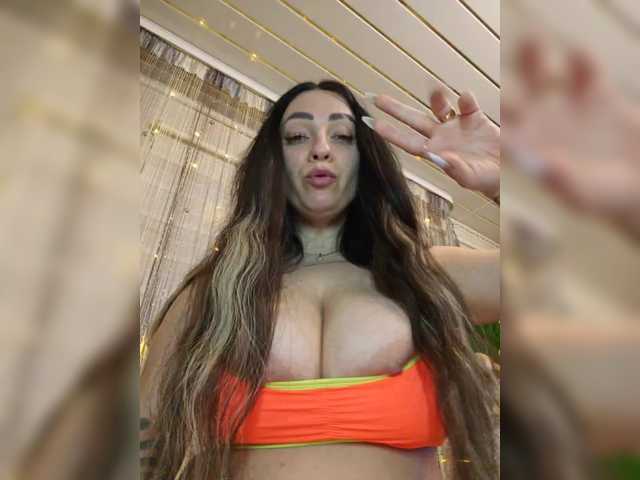 vipbrunetka's BongaCams show and profile