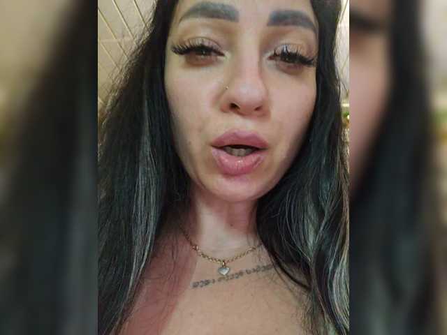 vipbrunetka live sex show