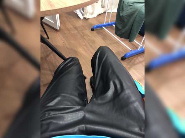 klubnichkka's BongaCams show and profile