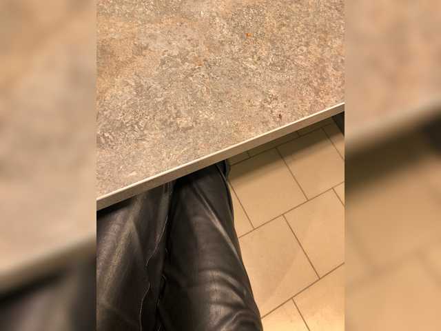 klubnichkka's BongaCams show and profile