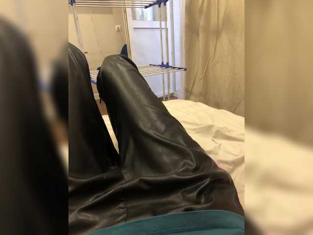 klubnichkka's BongaCams show and profile