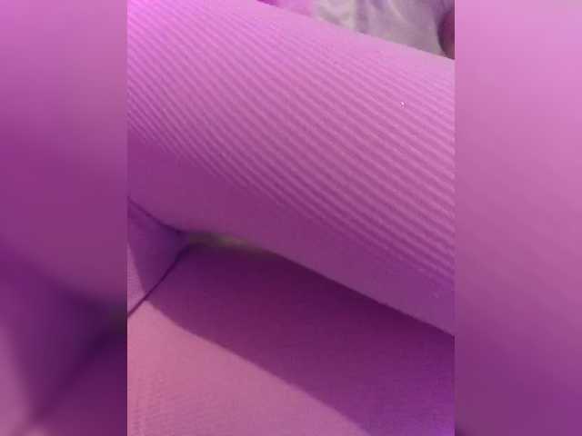 klubnichkka's BongaCams show and profile