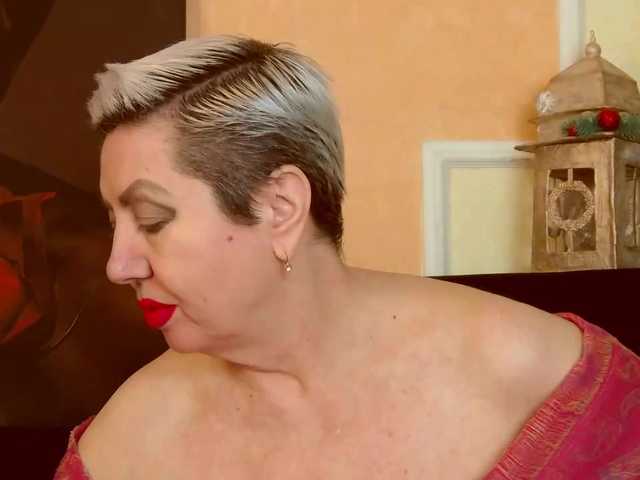 PoshLadyx's BongaCams show and profile