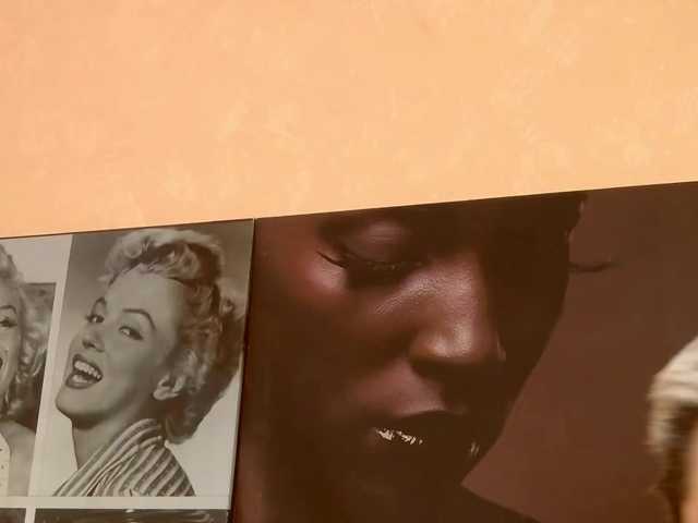 PoshLadyx's BongaCams show and profile