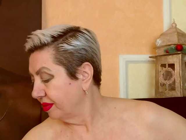 PoshLadyx's BongaCams show and profile