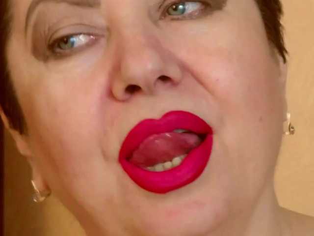 PoshLadyx's BongaCams show and profile