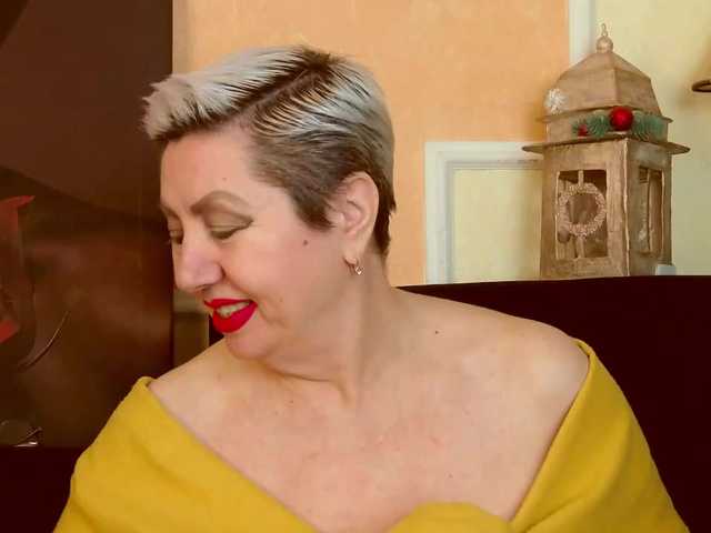 PoshLadyx's BongaCams show and profile