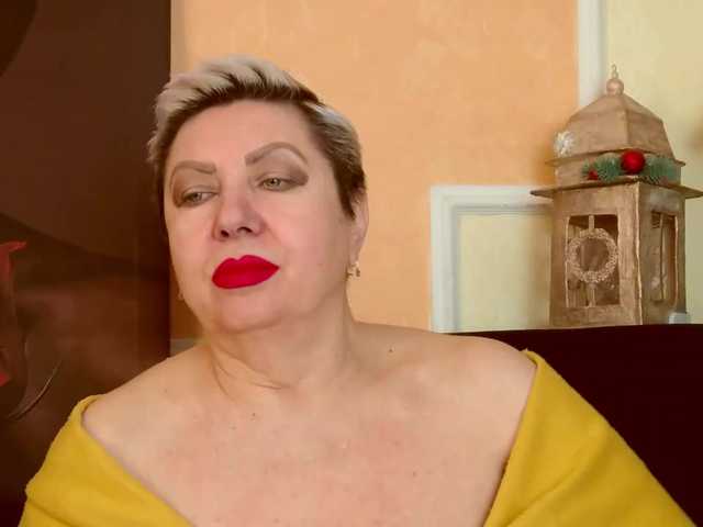 PoshLadyx's BongaCams show and profile