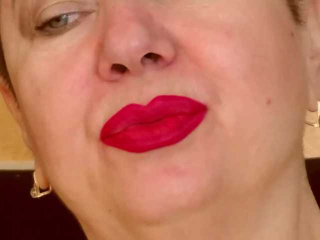 PoshLadyx's BongaCams show and profile