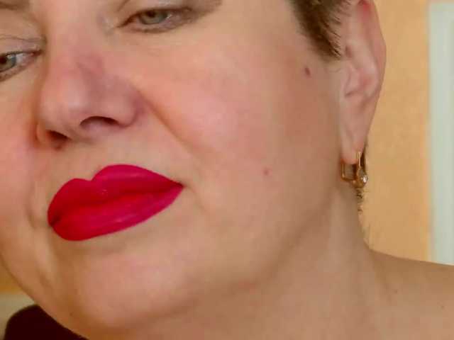 PoshLadyx — Gorgeous naked body 50 blow job 30 play with legs 30 caress the breast 30 caress the pussy 30 caress the ass 30 orgasm 100 anal 100 watch the camera and tease you 50!