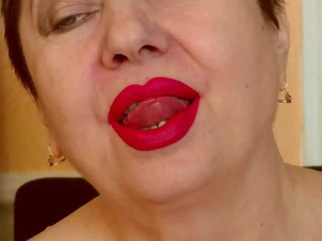 PoshLadyx's BongaCams show and profile