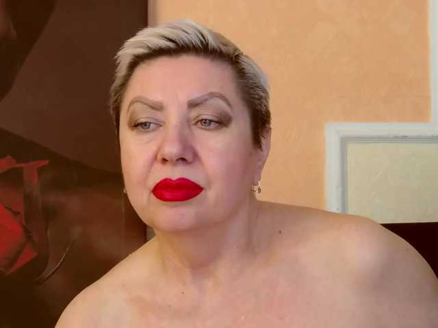 PoshLadyx from BongaCams