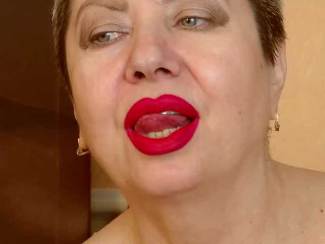 PoshLadyx's BongaCams show and profile