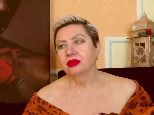 PoshLadyx's BongaCams show and profile