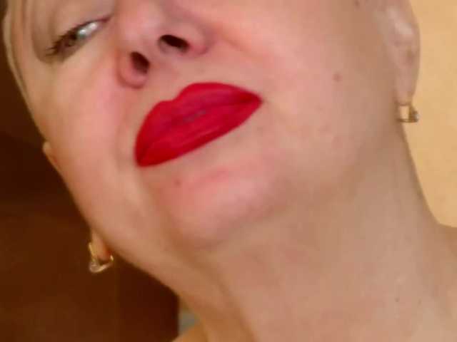 PoshLadyx's BongaCams show and profile