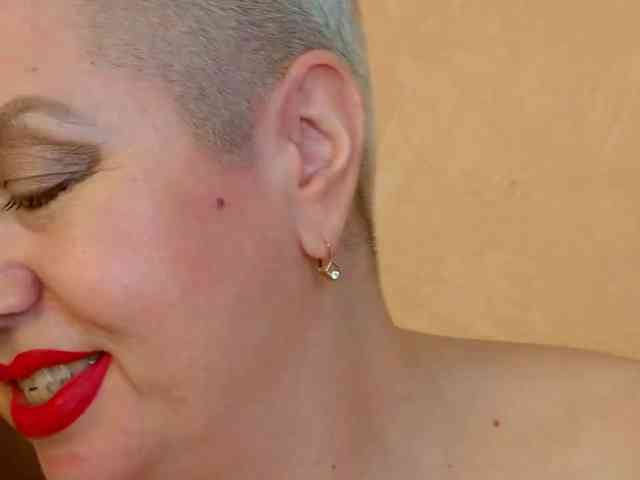 PoshLadyx webcam