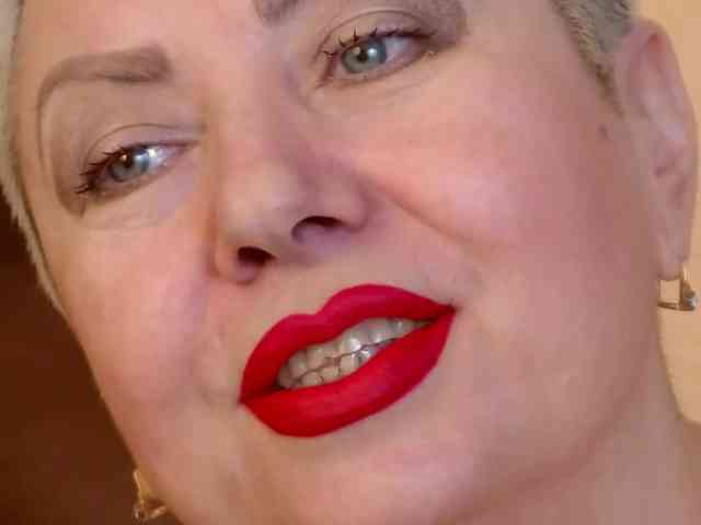 PoshLadyx webcam