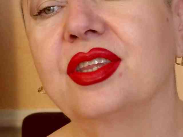 PoshLadyx webcam