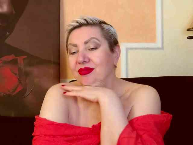 PoshLadyx Live Webcam on {site_name}