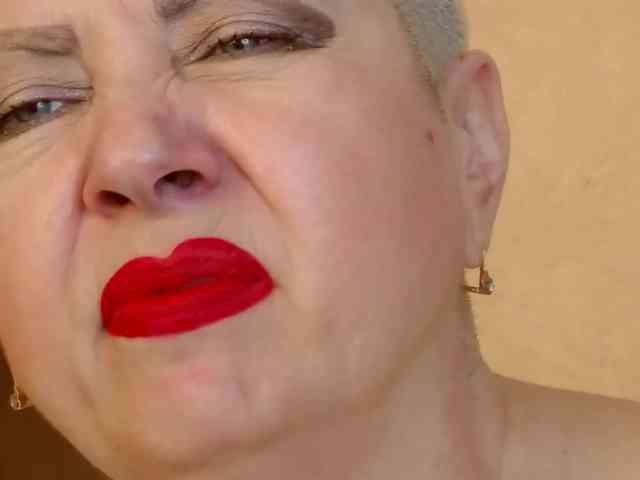 PoshLadyx webcam