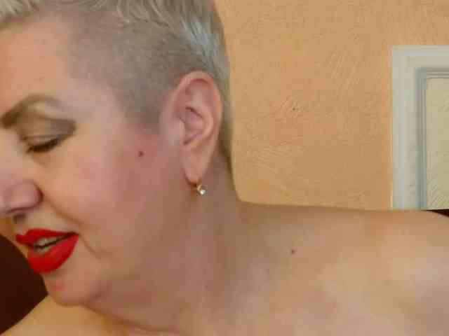 PoshLadyx webcam