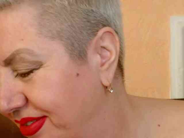 PoshLadyx webcam