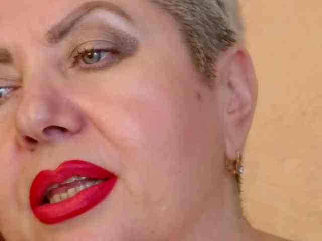 PoshLadyx webcam
