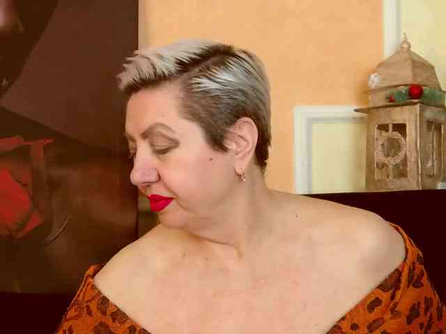 PoshLadyx Live Webcam on BongaCams