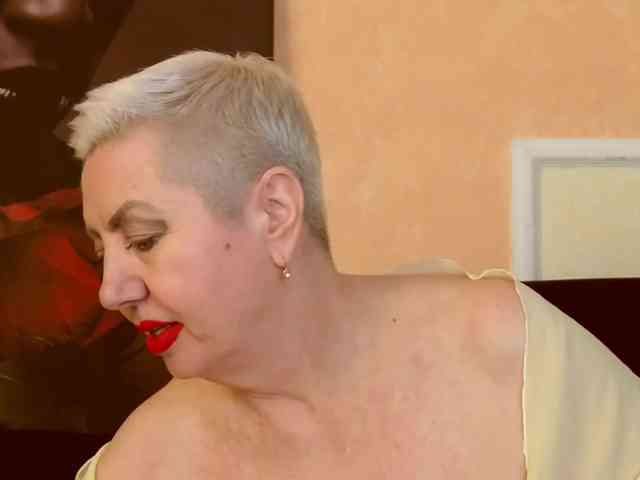 PoshLadyx webcam