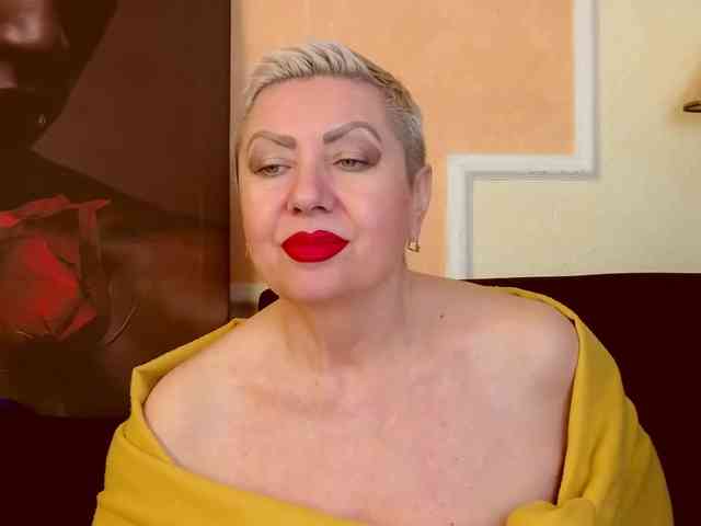 PoshLadyx Live Webcam on BongaCams