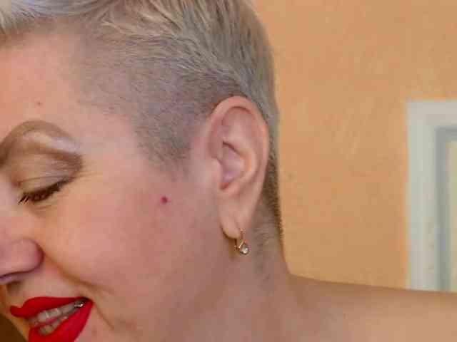 PoshLadyx webcam