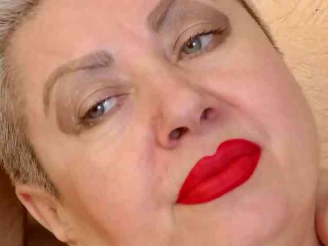 PoshLadyx webcam