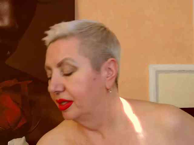 PoshLadyx webcam