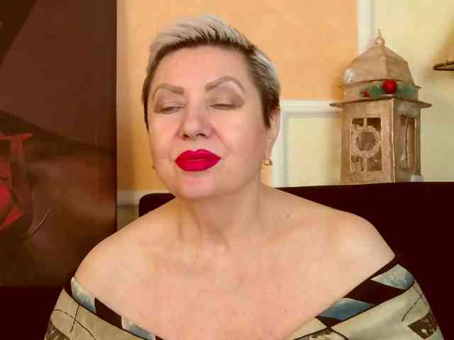 PoshLadyx Live Webcam on BongaCams