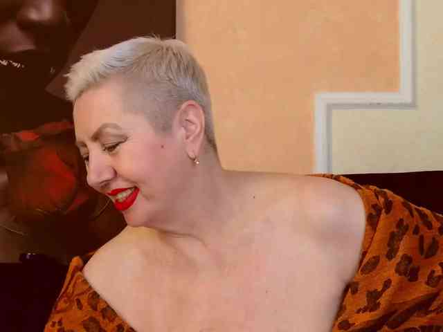 PoshLadyx webcam