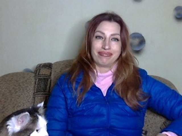 Irinchi's BongaCams show and profile