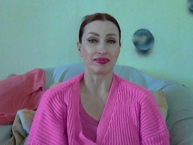 Irinchi's BongaCams show and profile