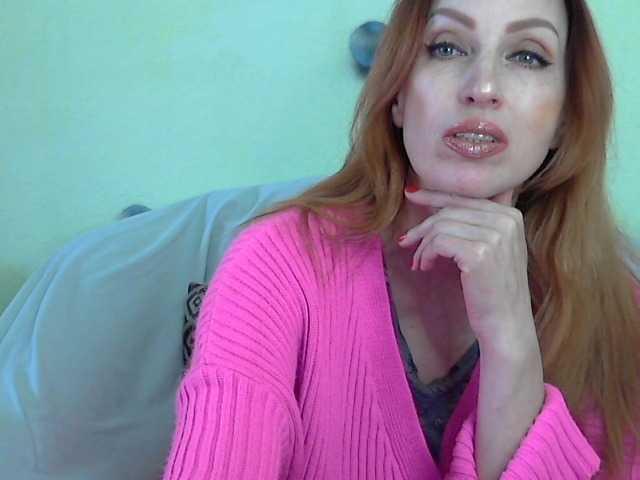 Irinchi's BongaCams show and profile