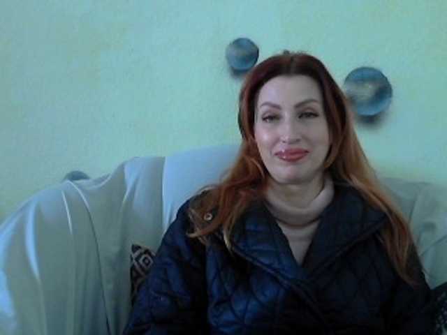 Irinchi's BongaCams show and profile