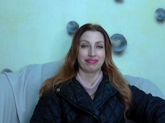 Irinchi's BongaCams show and profile