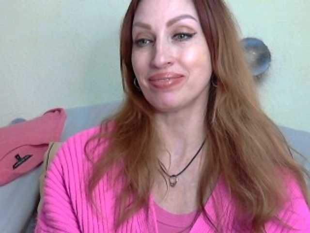 Irinchi's BongaCams show and profile