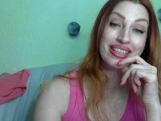 Irinchi's BongaCams show and profile