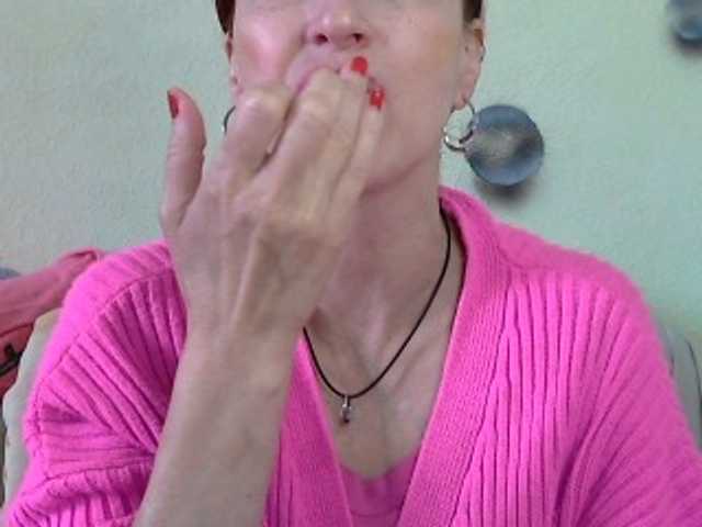 Irinchi's BongaCams show and profile