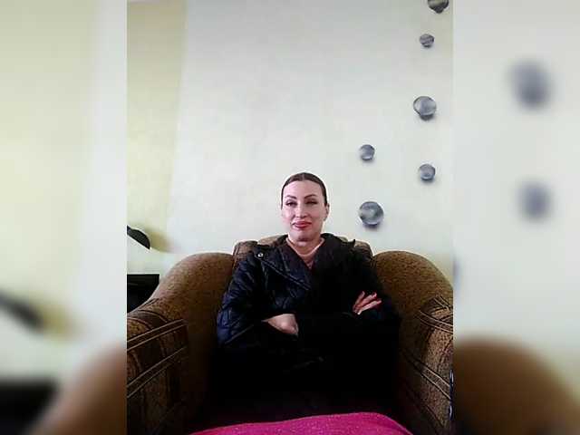 Irinchi's BongaCams show and profile