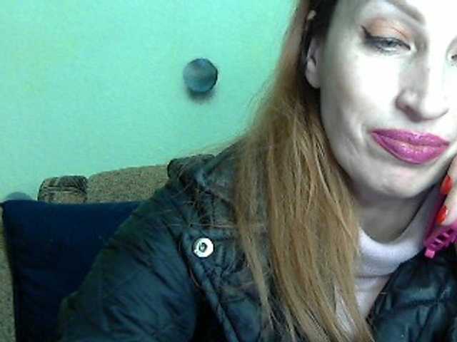 Irinchi's BongaCams show and profile