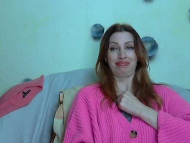 Irinchi's BongaCams show and profile