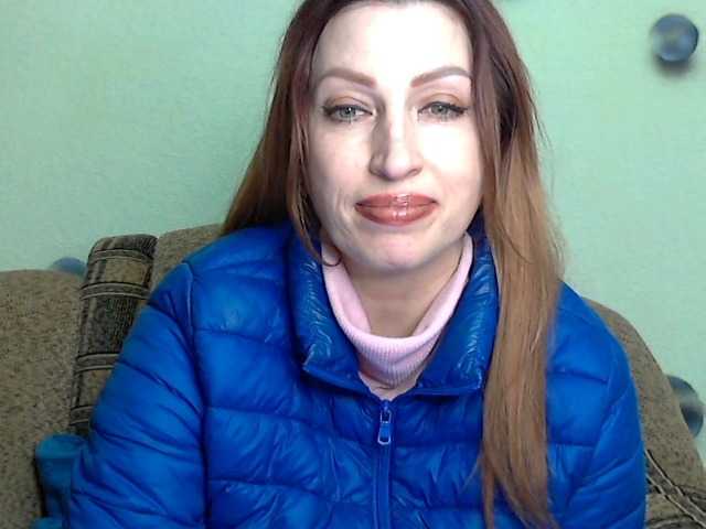 Irinchi's BongaCams show and profile