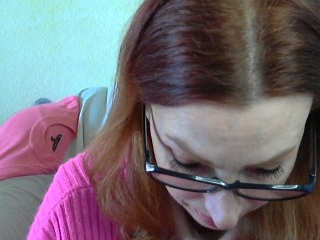 Irinchi's BongaCams show and profile