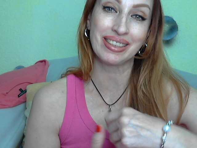 Irinchi's BongaCams show and profile